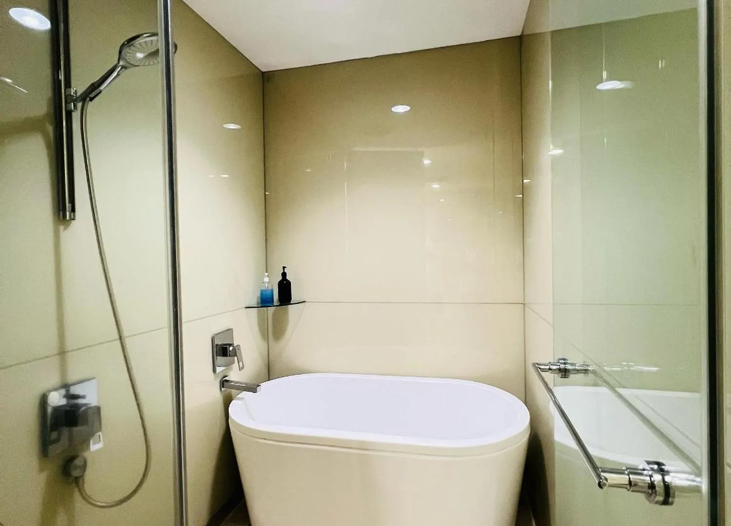 Soho Suites Klcc By Comfort Suites Kuala Lumpur