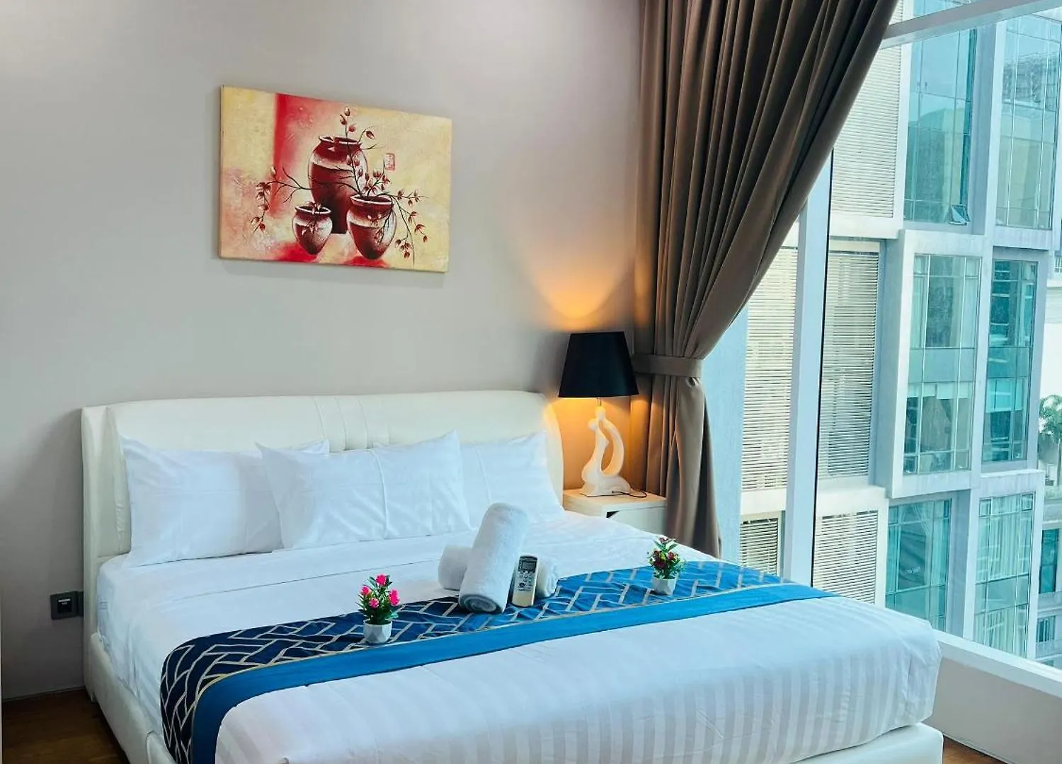 Soho Suites Klcc By Comfort Suites 쿠알라룸푸르 아파트
