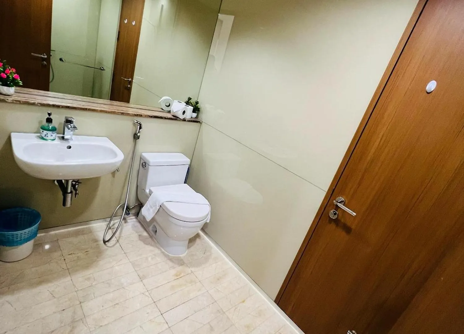 Soho Suites Klcc By Comfort Suites Kuala Lumpur 0*,